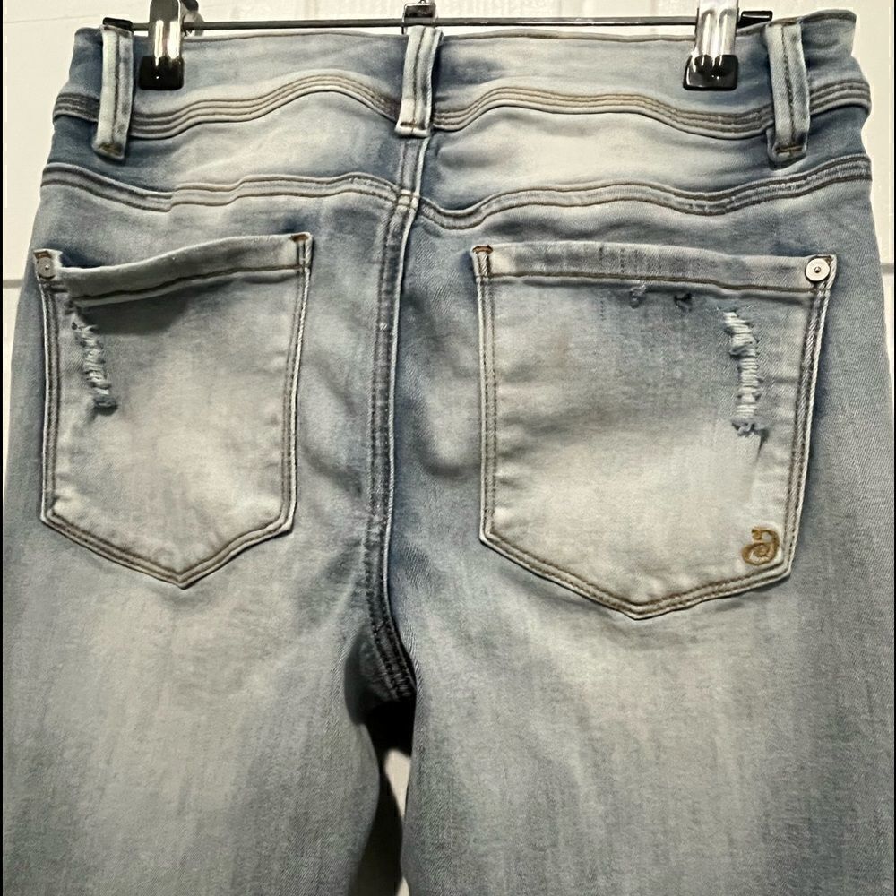 Ripped Jeans   - Picture 3 of 3